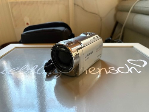 Panasonic v707 camcorder - hc-v707,
